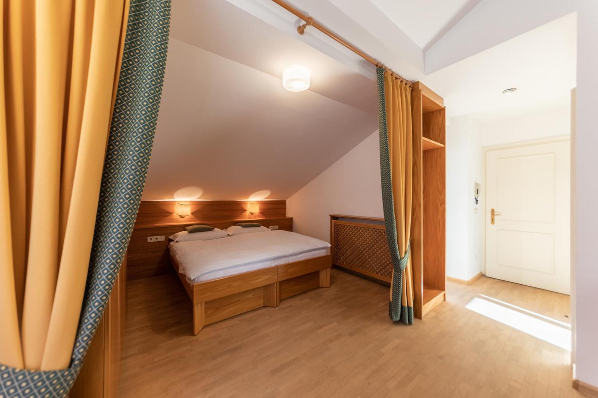 Appartement Strobl Sexten Esterno foto